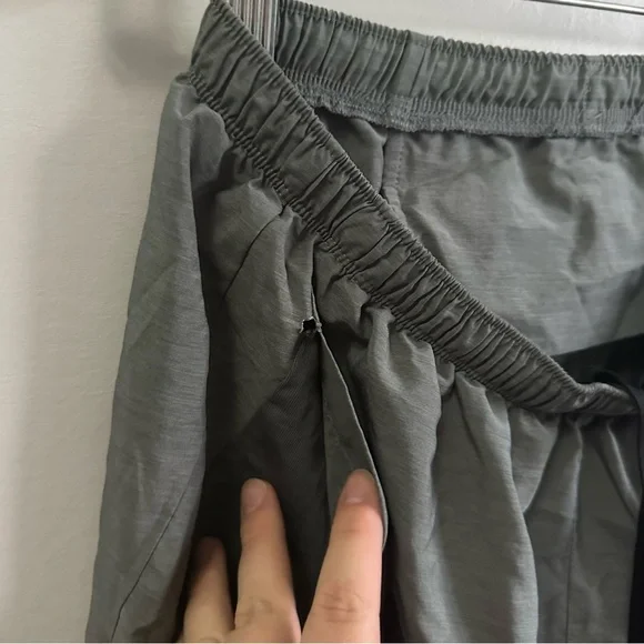 Nike Athletic Shorts in Forest Green Medium | Drawstring Loose Fit Back Pocket - Picture 12 of 13